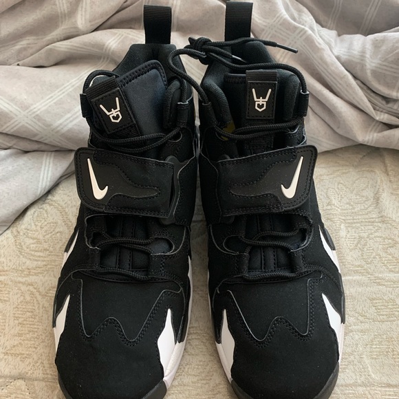 Meet your Posher, Oliver - Picture 1 of 1